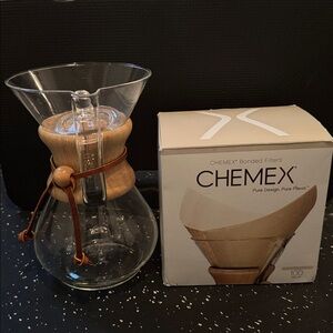 Chemex coffee maker and filters
